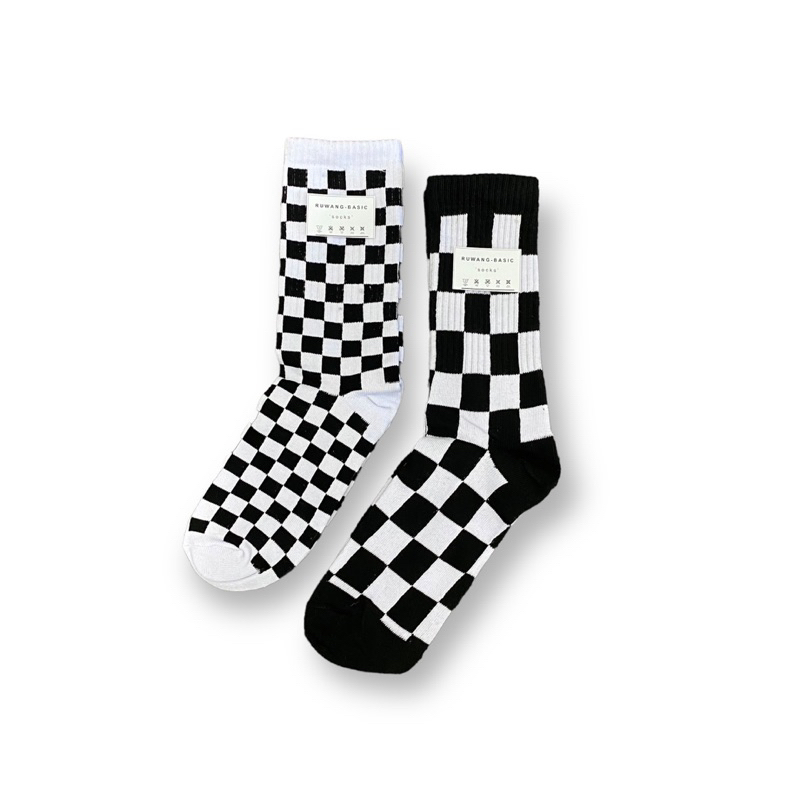 KAOS KAKI MOTIF CHECKERBOARD UNISEX - RUWANG BASIC