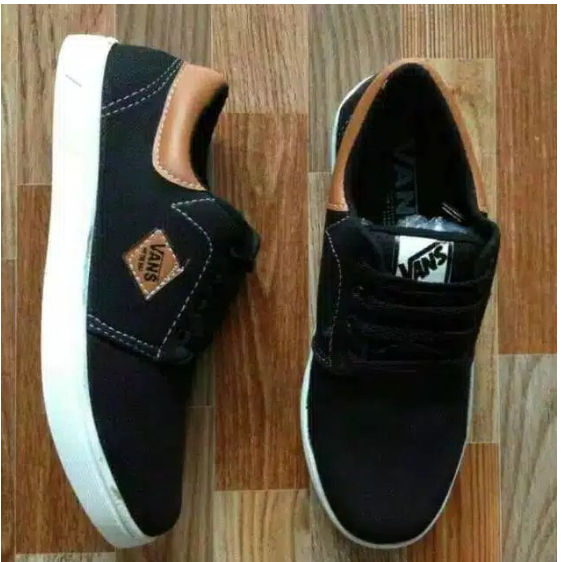 Sepatu pria cesual Vanns termurah VD02 REALPICT