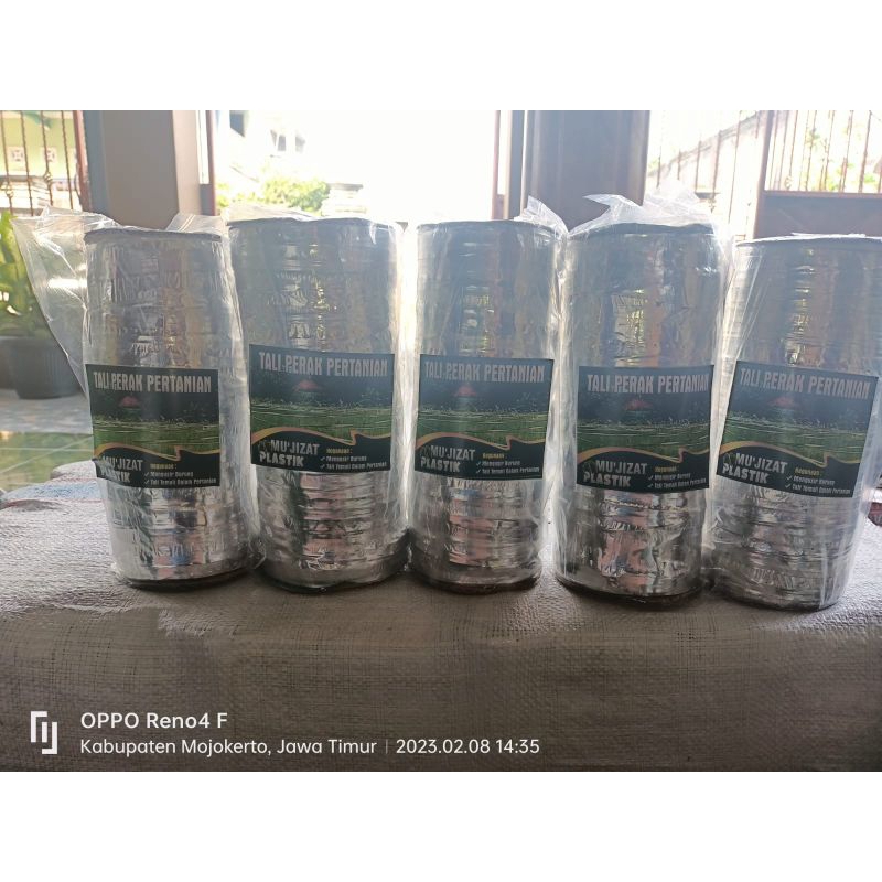 tali perak pengusir burung