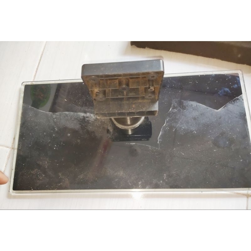 KAKI KACA TV LED CHANGHONG 32B2700