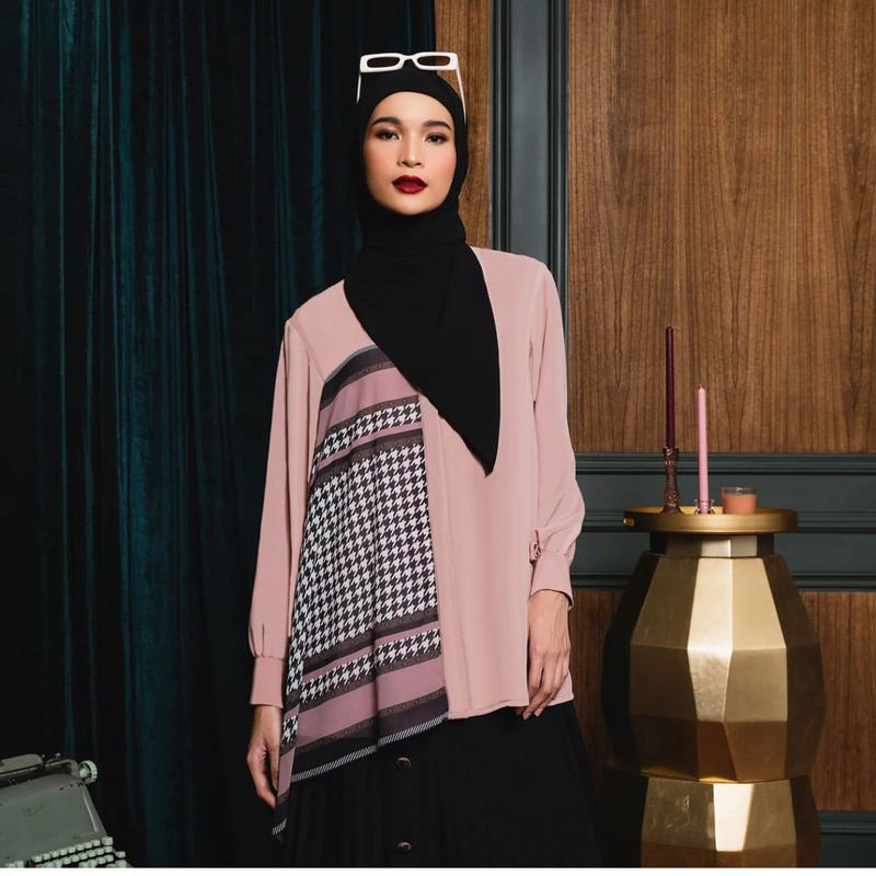 Zaskia Sungkar chromatica arne blouse zaskia sungkar size s