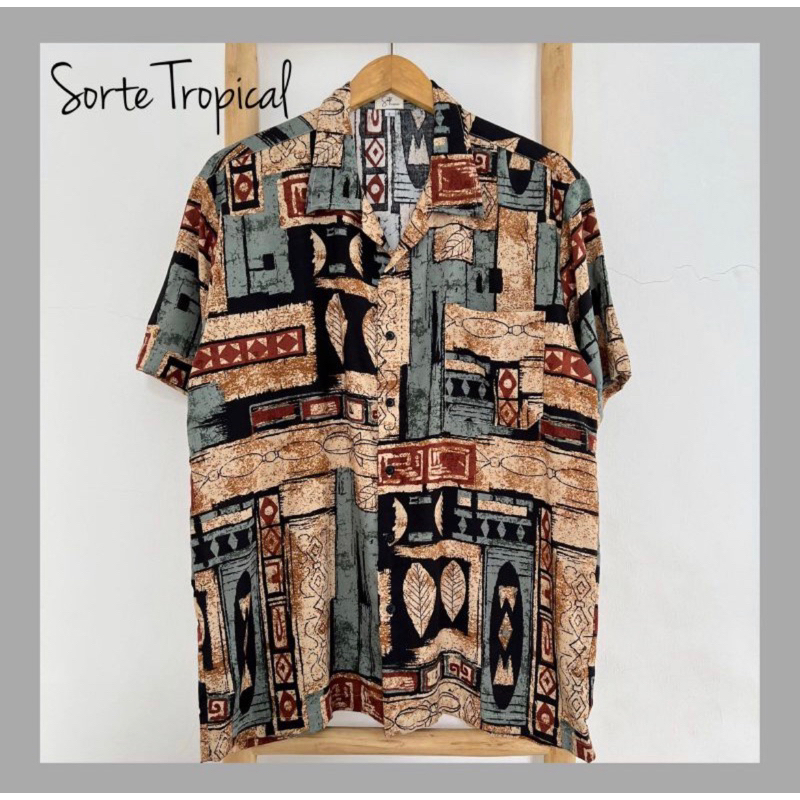 Kemeja Pria Hawai/ Kemeja Pantai Abstrak Vintage Casual Lengan Pendek Retro Bahan Rayon Viscose import adem-Summer