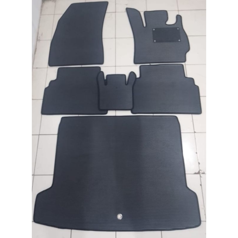 Karpet Cherry Omoda 5 Full bagasi