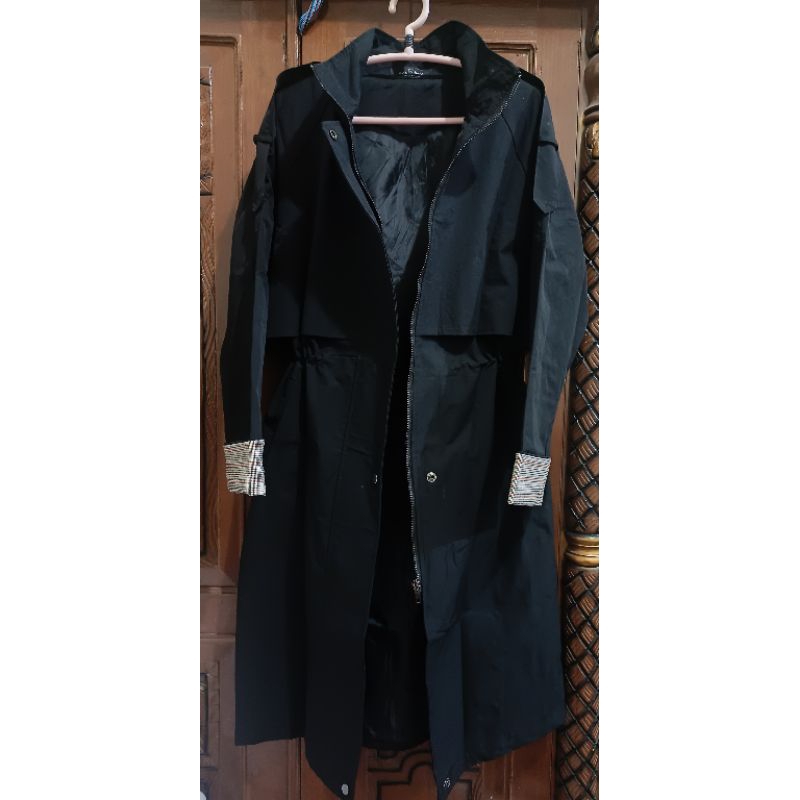 trench coat / parka brand Buru & Judy hitam long (waterproof)