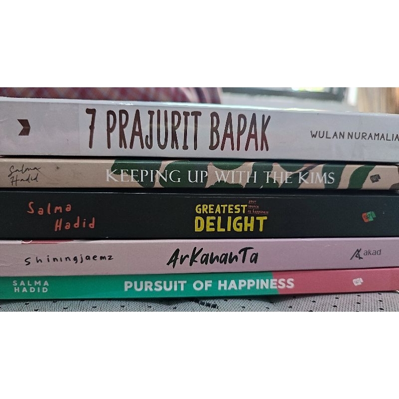 Preloved Novel Arkananta, 7 Prajurit Bapak, Greatest Delight, Pursuit Of Happiness, Keeping Up With 