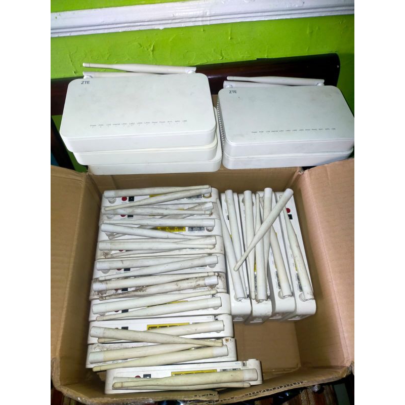 Router ZTE F609 V3 second like new