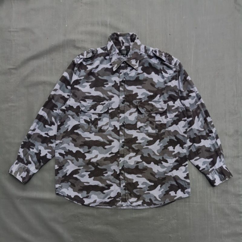 Kemeja Eriko Camo Pocket Second