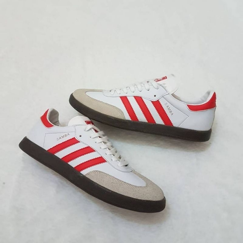 Sepatu Sneakers Pria Import Shoes Classic Casual Terbaru Kekinian