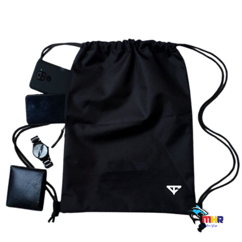 Tas Serut Pria / Wanita Hitam Polos Anti Air