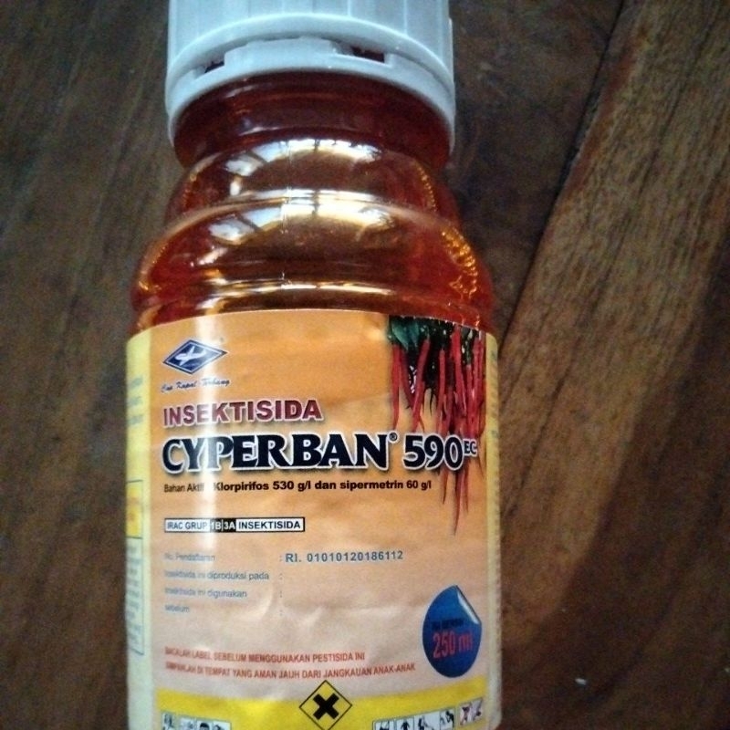 Insektisida cyperban 590ec (250 ml)