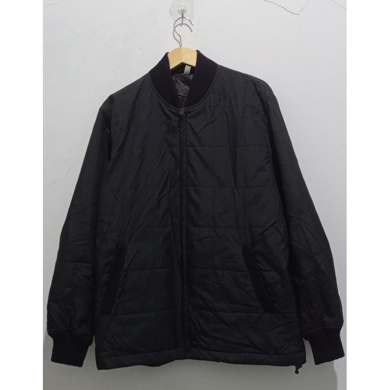 Uniqlo J4ket bomber original bahan terbaik hitam pekat