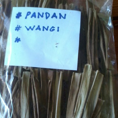 

TERBAIK HERBAL DAUN PANDAN/PANDANUS KERING- 100 GRAM