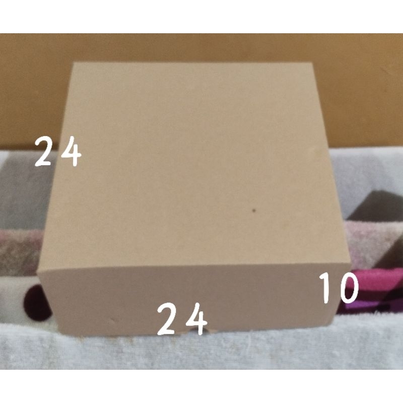 

box corrugated 24 x 24 x 10cm