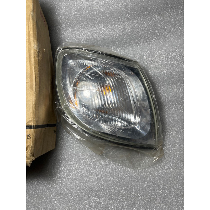 Corner Lampu front lamp Sen Hyundai Trajet KIRI genuine parts