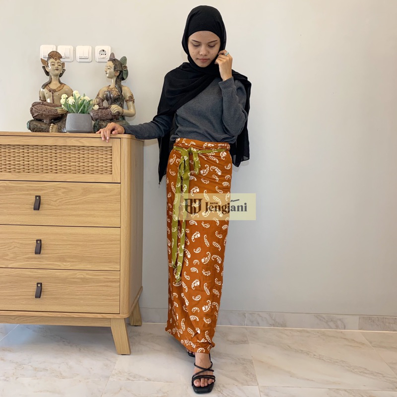 Rok Lilit Rengganis | Rok Lilit Batik Twotone