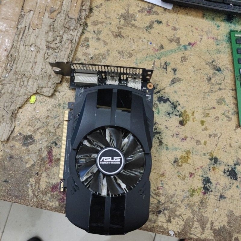 vga Asus gtx1050ti 4gb 128bit ddr5 bukan ddr3 ddr6