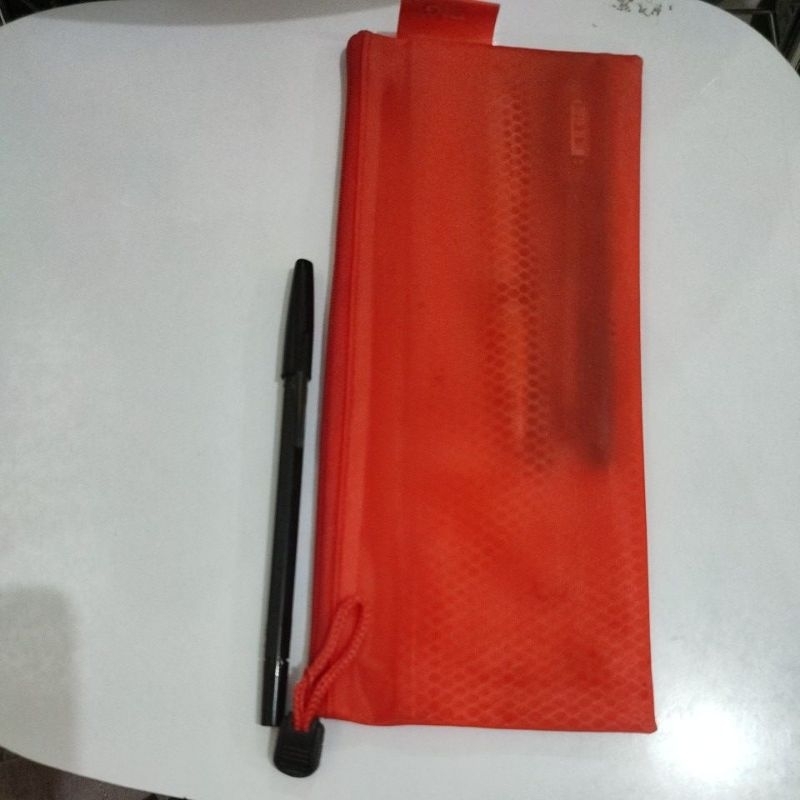 

pulpenstandarkotakpensil