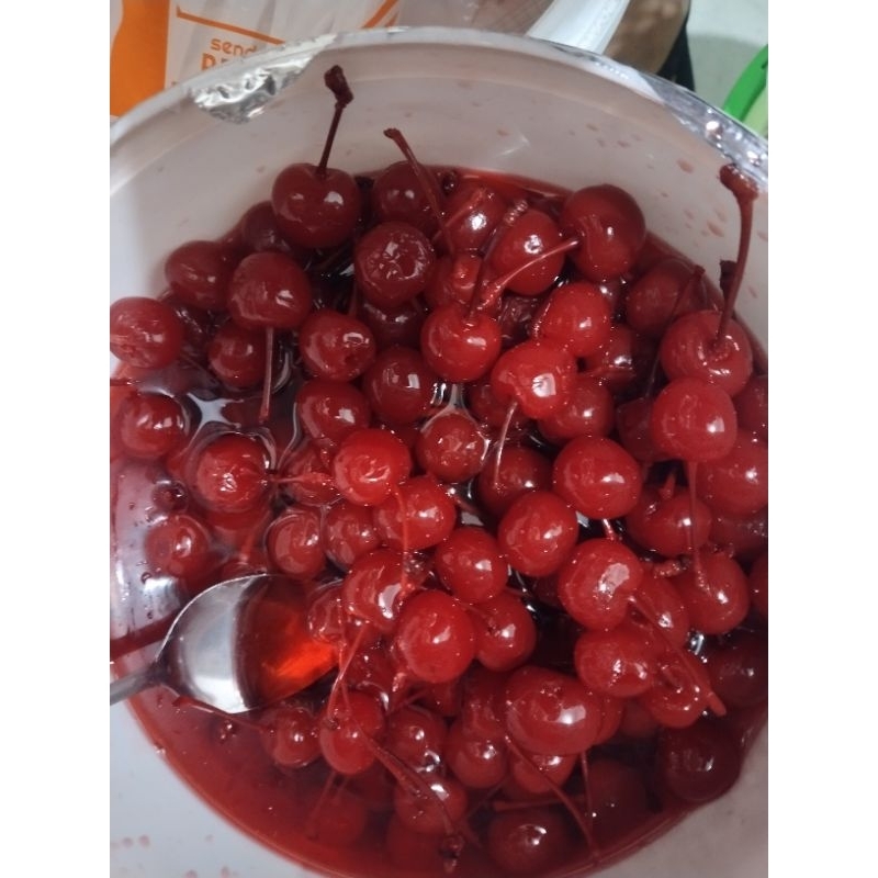 

Cherry Merah Tangkai (5 buah)