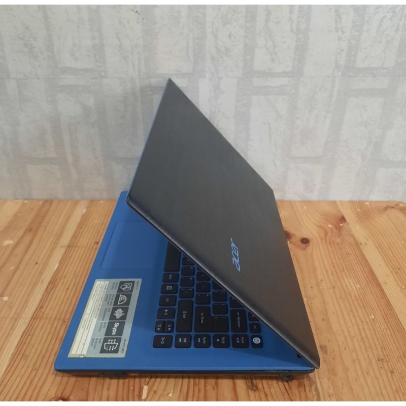 Laptop Acer Aspire E5-473 Cor i3-4005U Ram 4GB/HDD 500GB windows 10 layar 14 inch full aplikasi siap pakai