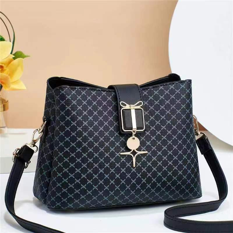 8172 tas selempang wanita import wanita fashion kekinian tas handbag