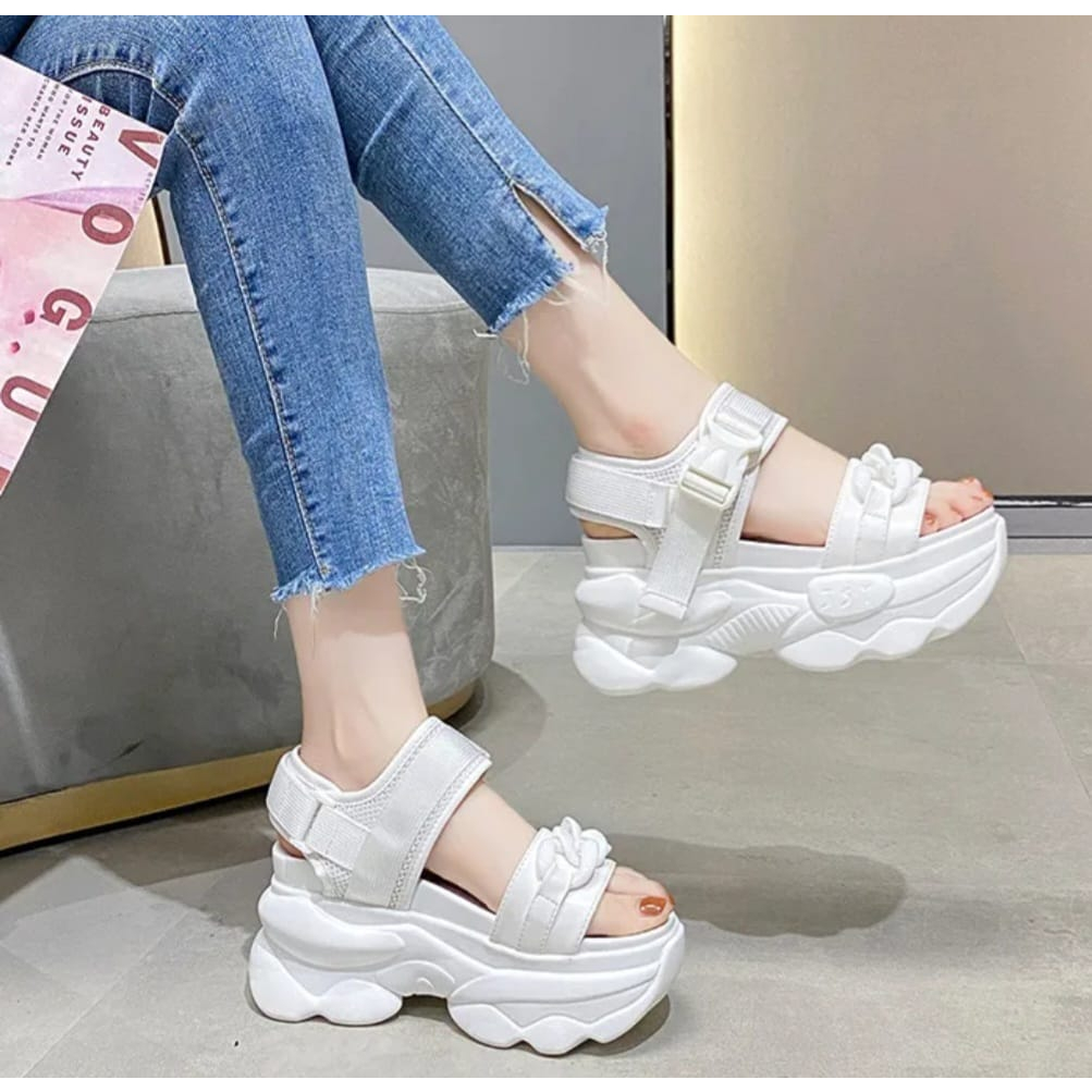 DCAL SANDAL TALI WANITA AP17