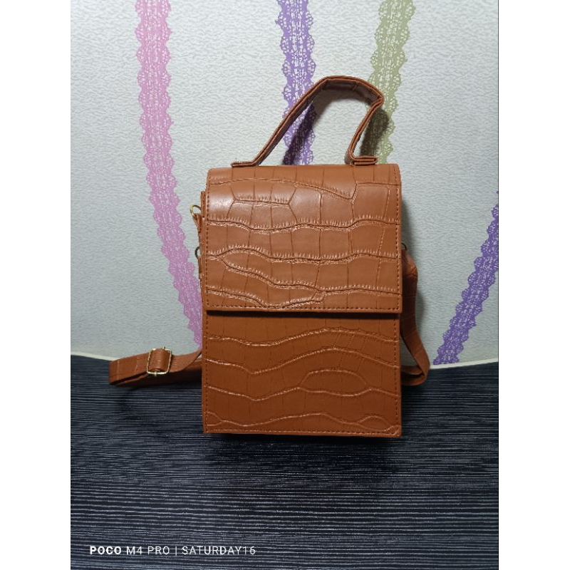 Tas Selempang Wanita (SlingBag)