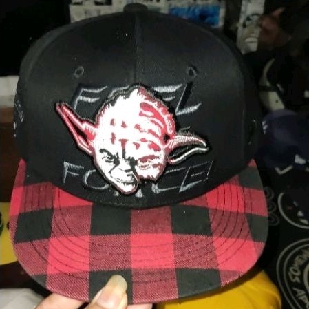 TOPI STAR WARS SECOND BEKAS