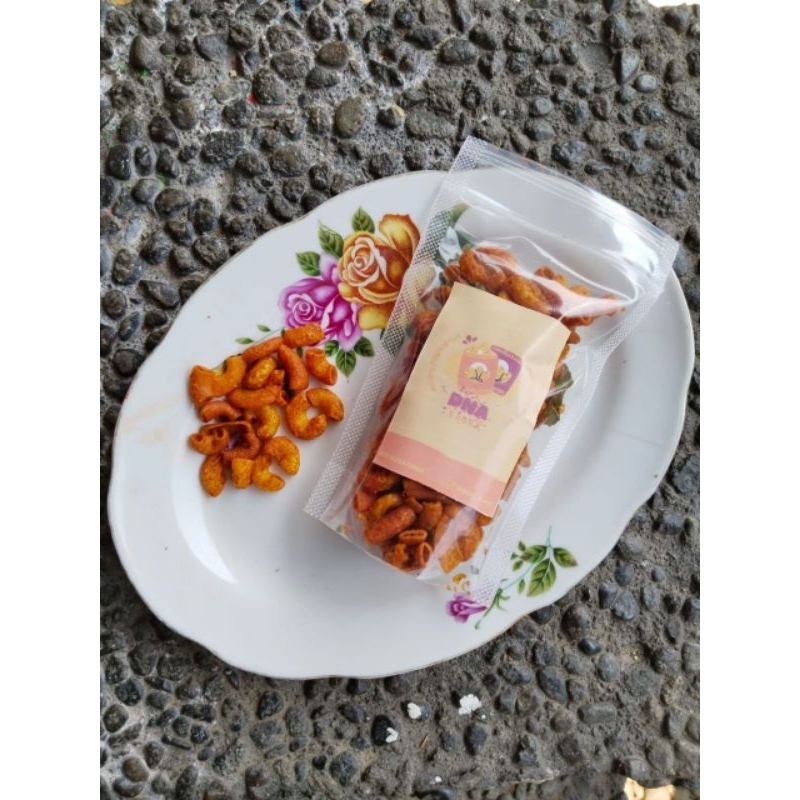 

Snack viral krupuk seblak/macaroni/spiral jajan kekinian