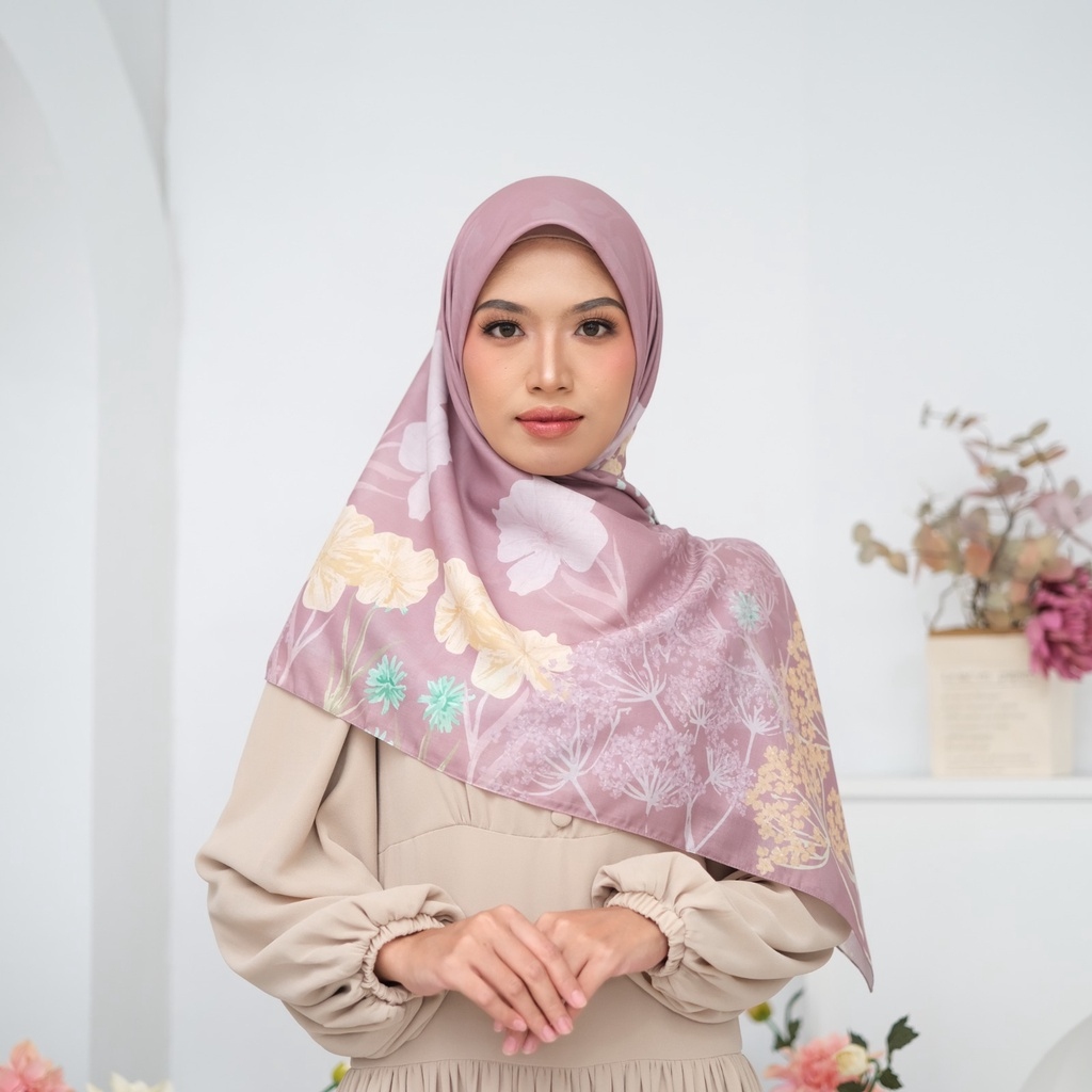 Zoya Azqila Autumn Scarf