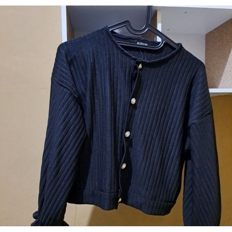 Alia cardigan hitam (second)