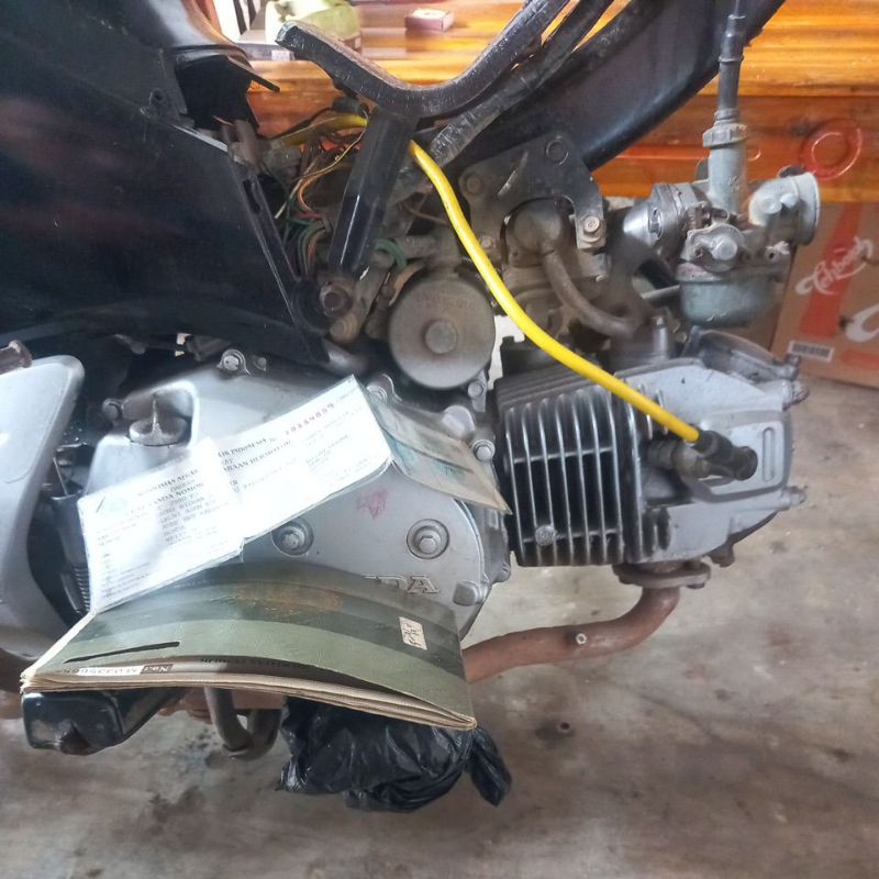 Mesin set dokument dan pengapian supra x125 thn 2006