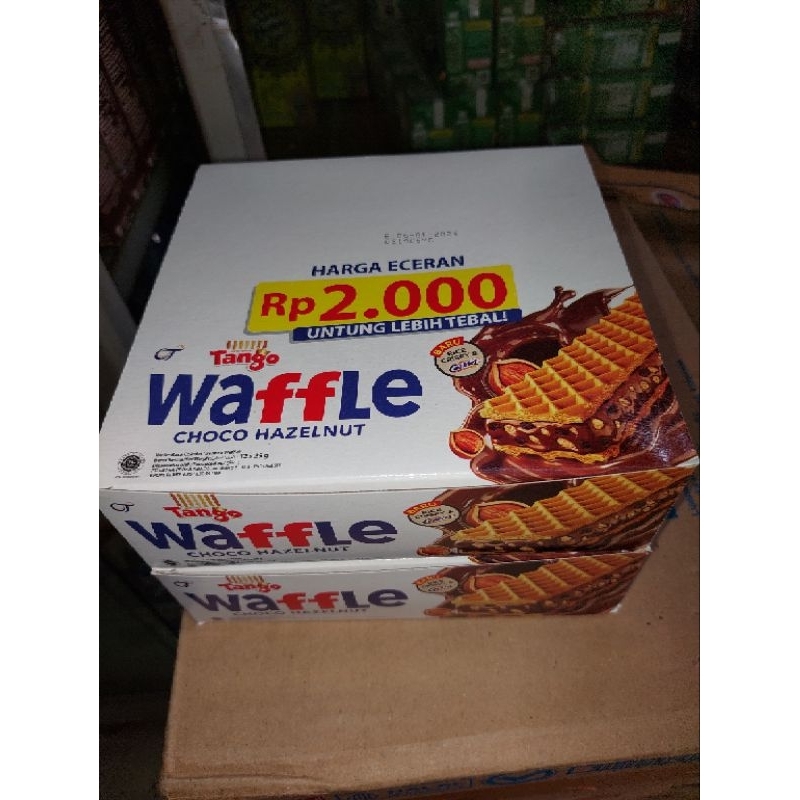 Tango Waffle CHOCO HAZELNUT 1 box isi 12 x 25 gram ECERAN 2000