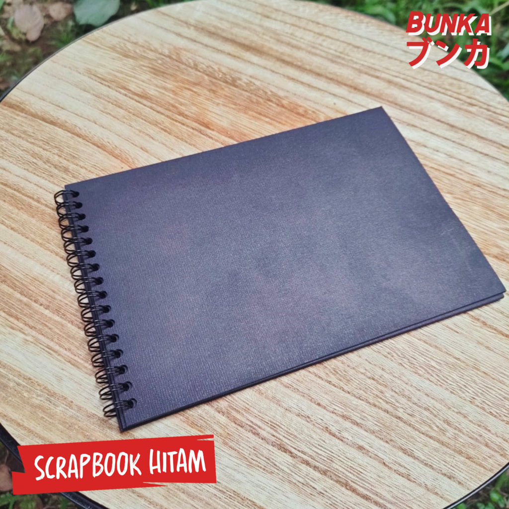 

HJK Scrapbook Hitam A5 Aesthetic Album Vintage Buku Catatan Story Book Kado Anniversary Valentine