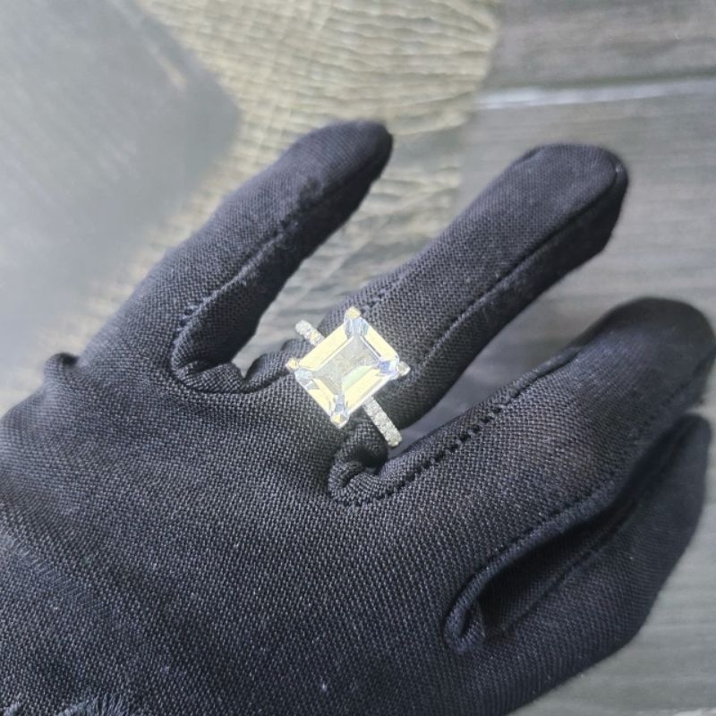 Cincin emas putih wanita dengan batu permata topaz dan berlian asli eropa