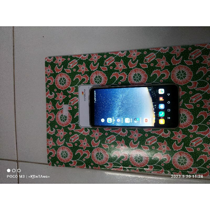 LG G6 BEKAS PERNAH DI PAKAI.