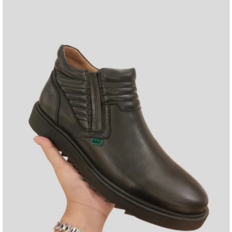 sepatu kickers pria 3532 original