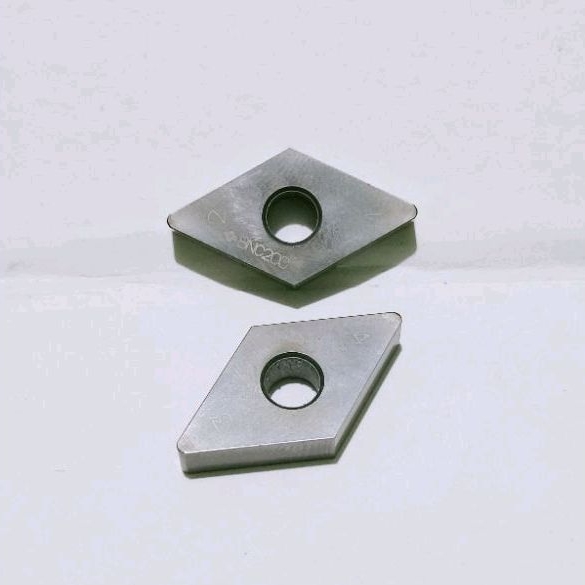 CBN DIAMOND INSERT DNMG 150408 SECOND . Pahat Bubut Diamond Khusus Matrial Harden  DNMG150408 . Bete