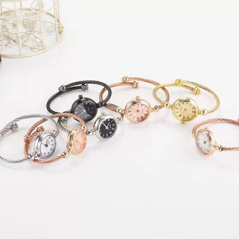 Jam Tangan Kecil Wanita Strap Pu Analog Fashion Quartz Dial Kotak / Jam Tangan Casual Wanita Rantai