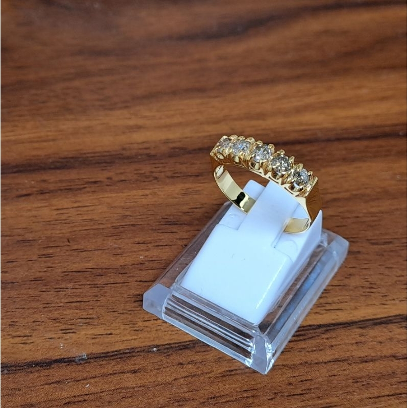 Cincin Berlian Wanita Emas Model Listring
