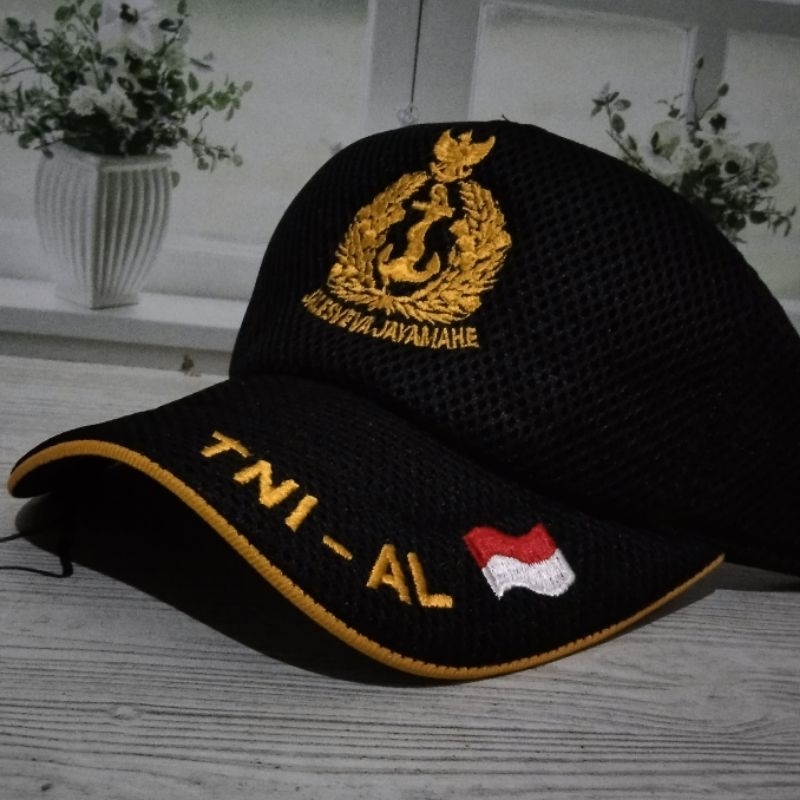 Topi TNI AL