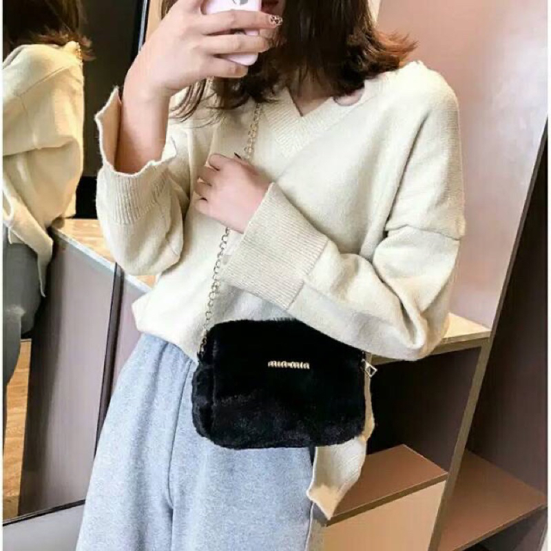 Tas Selempang Bahu Tali Rantai Resleting Michele TasDoctor Bahan Bulu Bludru Plush Fluffy Fur Sling 