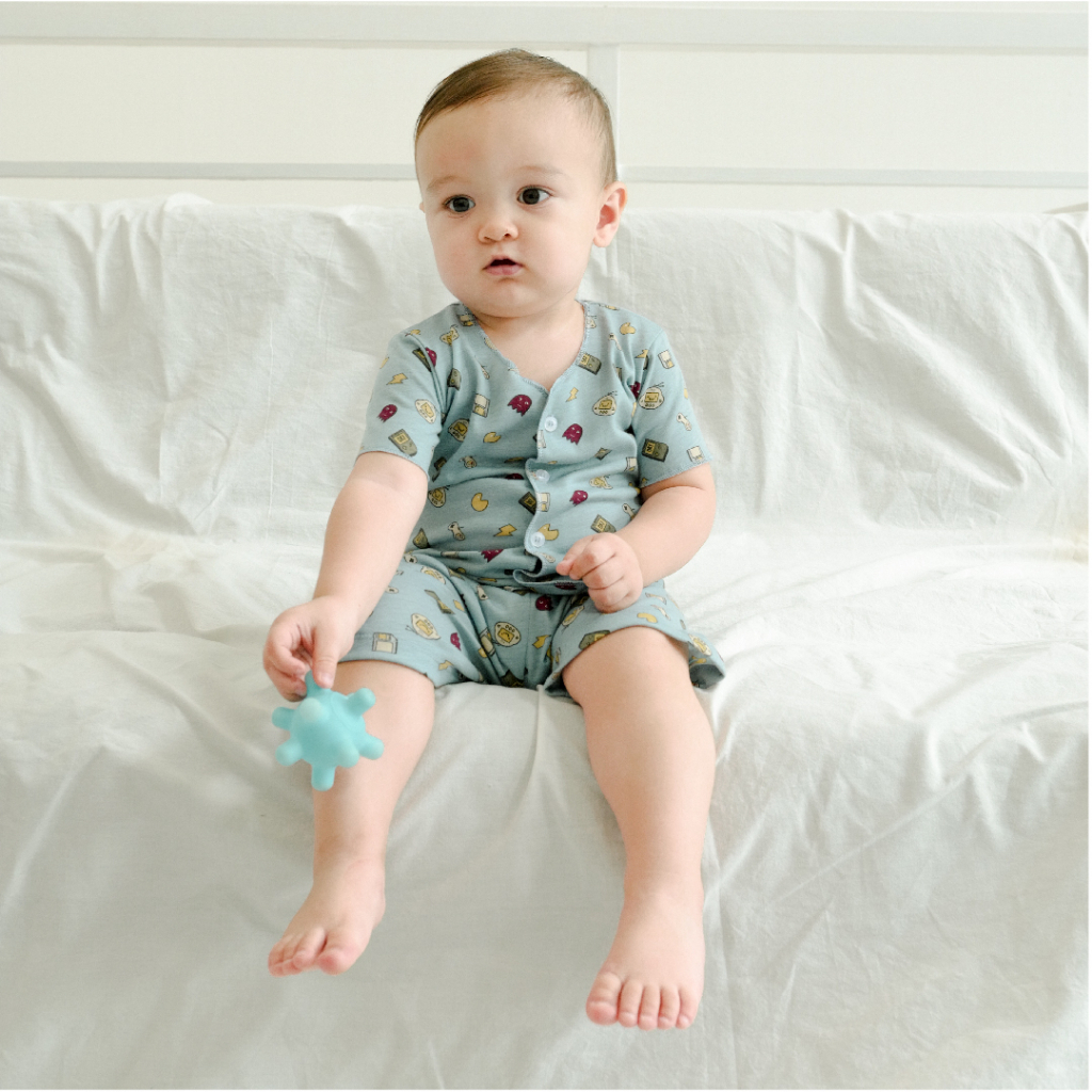 Little Wear Short Sleeve 15.0 by Little Palmerhaus (Piyama/Setelan Bayi)