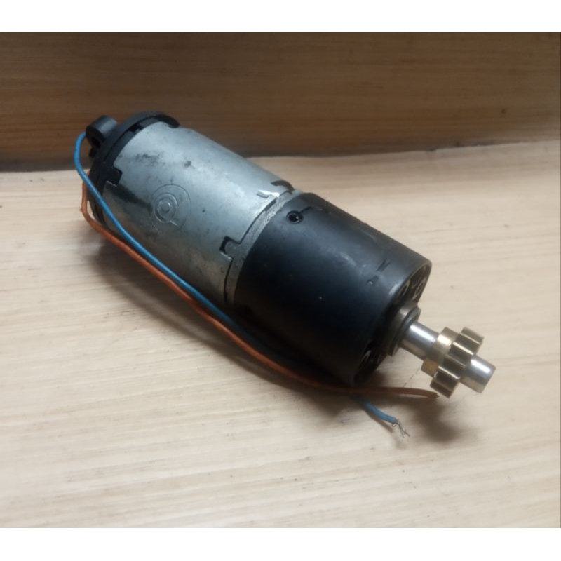 Dc motor gearbox 12V - 500rpm