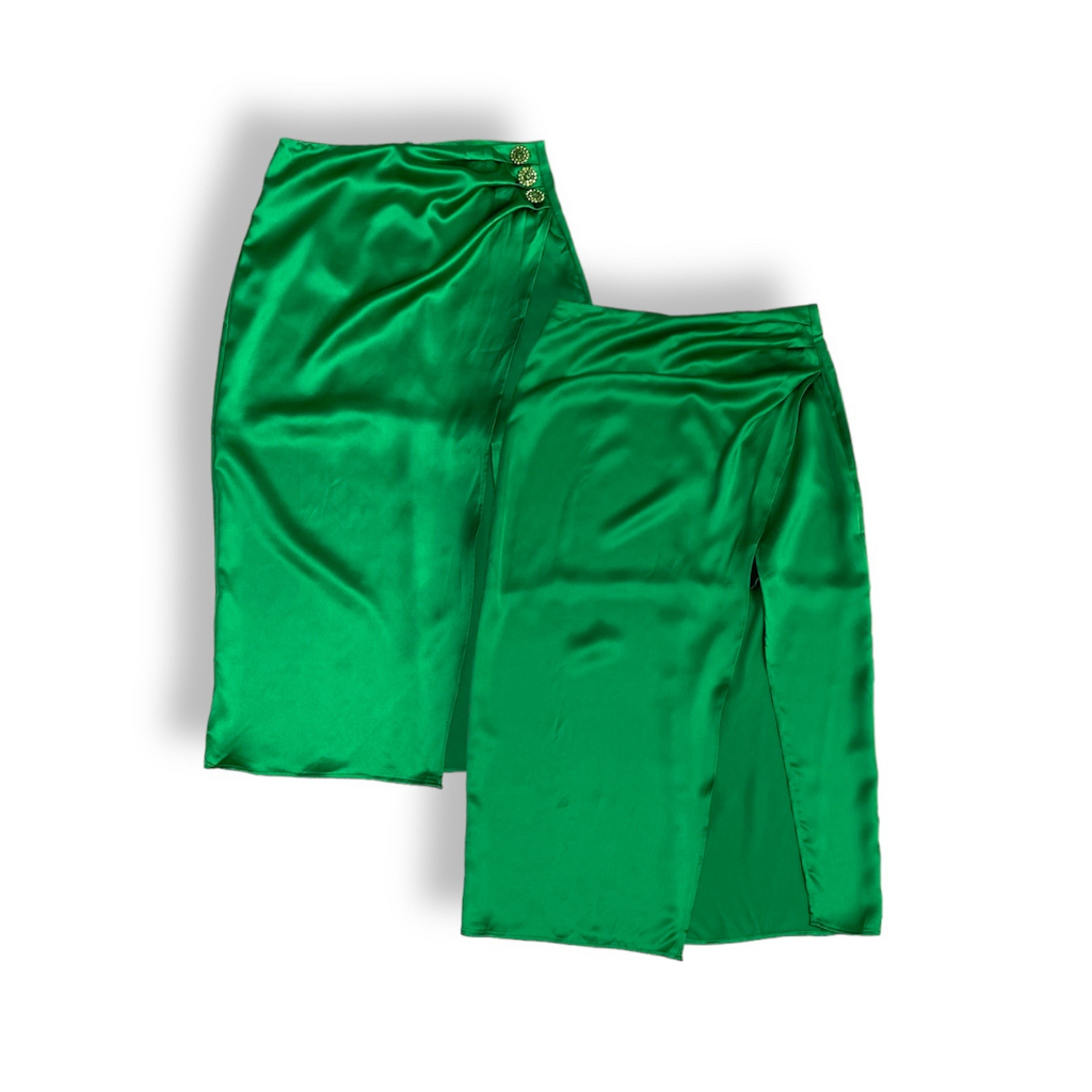 ROK BAHAN SATIN WARNA HIJAU