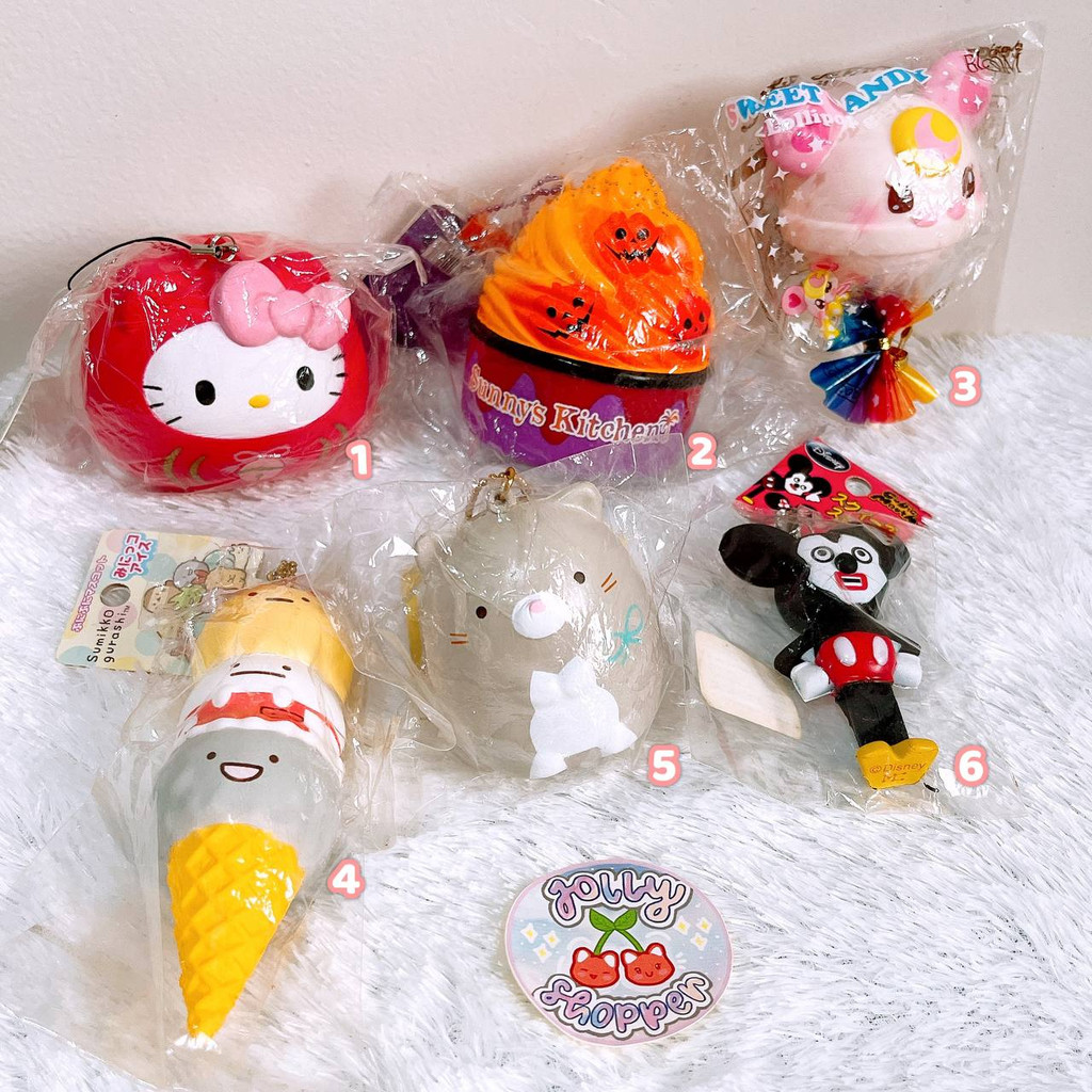 [PRELOVED] Hello Kitty Daruma Squeeze Mascot / Sunny Kitchen Halloween Party Frozen Yogurt / Sweet C