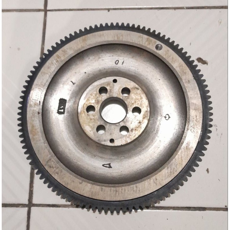 Gigi Roda gila Assy D. FEROZA/ TARUNA