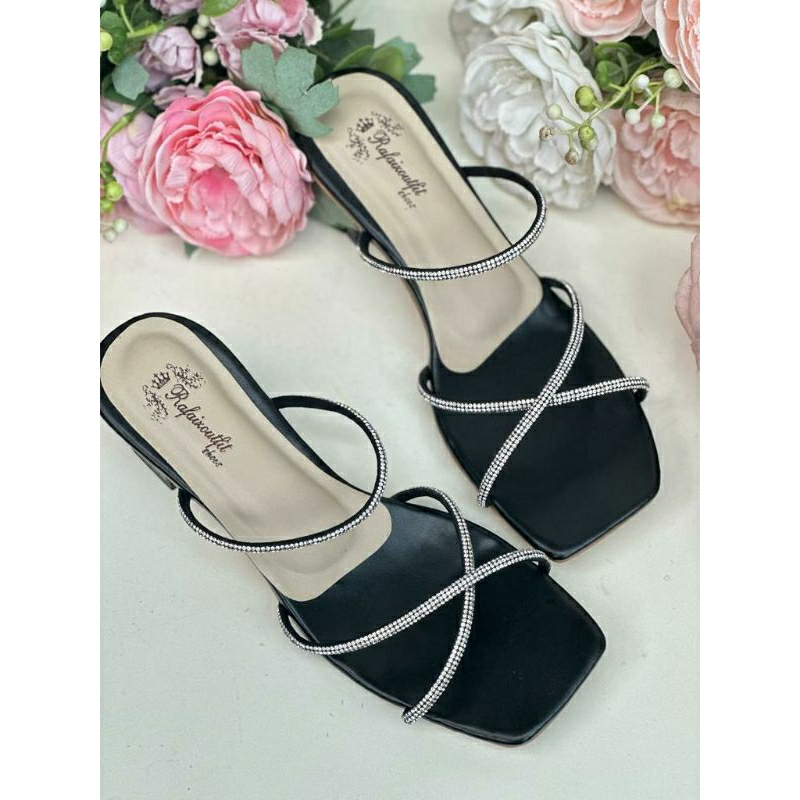 Sandal kondangan Cantik Nabila hitam 5cm tahu