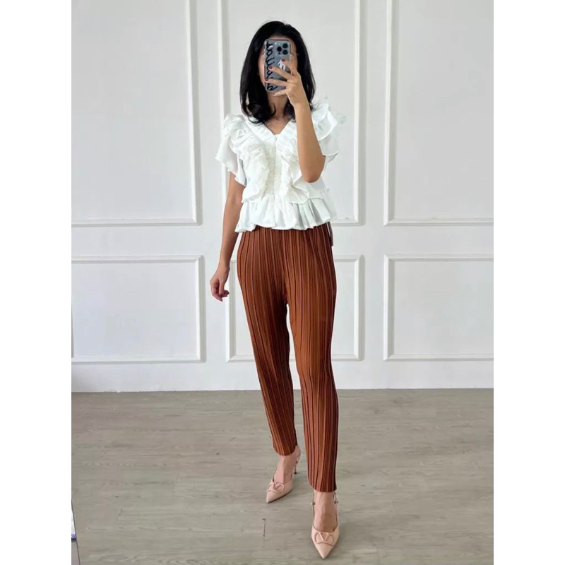 Celana Pensil Plisket BB / pleats pants (015)