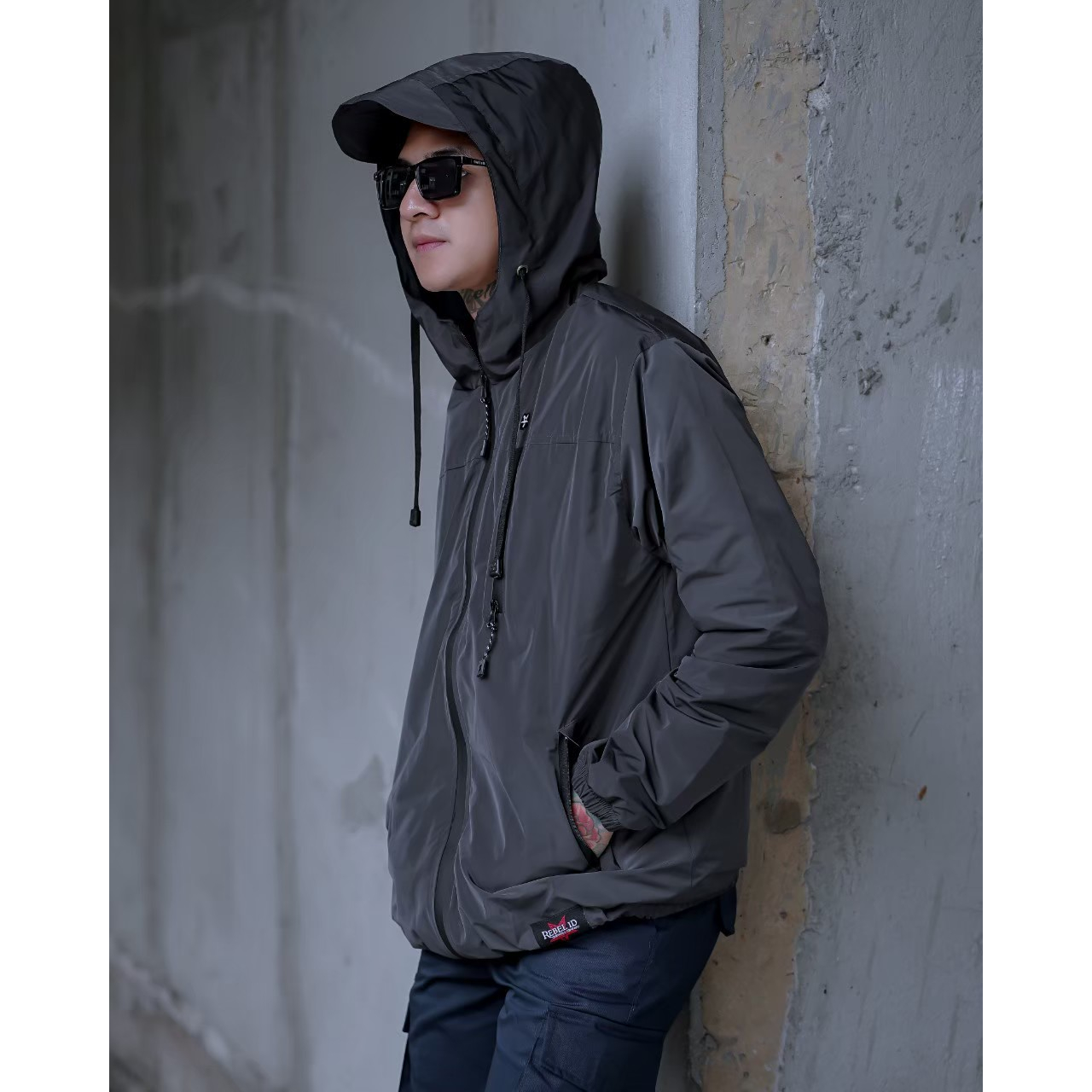 [SIAP KIRIM] Jaket Parasut Pria Waterproof Parka Jacket Cowok Anti Air Original Rebel Id