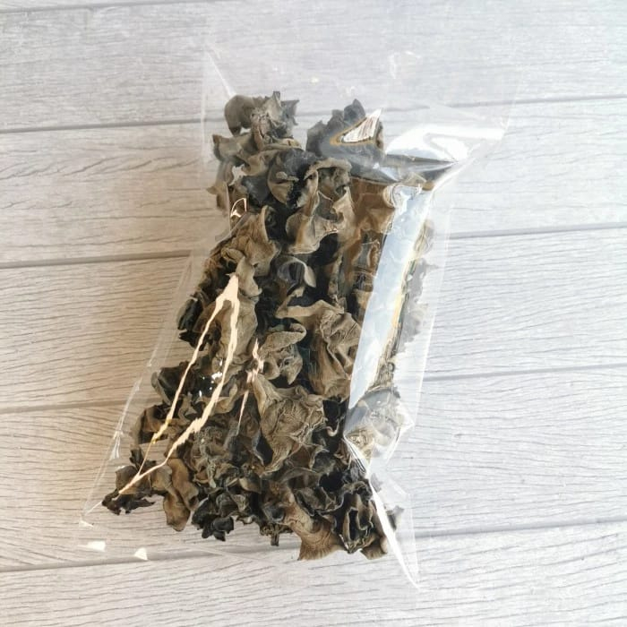 

Jamur Kuping Hitam Kering / Hei Mu Er / Dried Black Fungus 100 GR